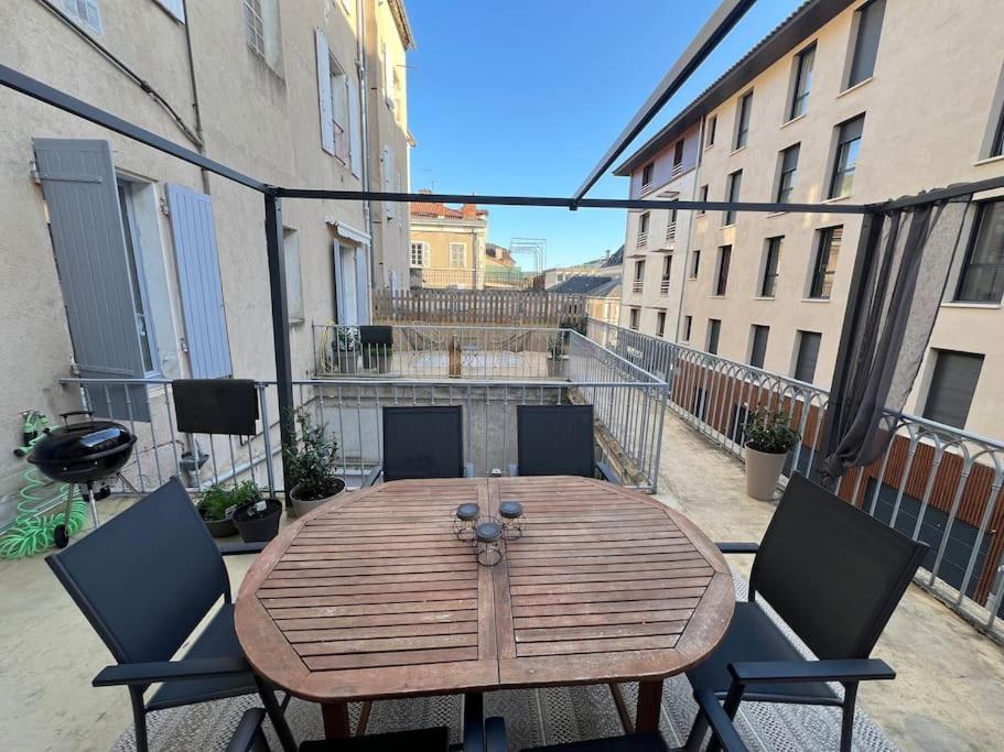 קאור Coeur De Ville, Garage Prive Et Gratuit Avec Terrasse ! מראה חיצוני תמונה